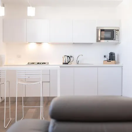 Santo Stefano Raro Collection Bed and Breakfast 4*